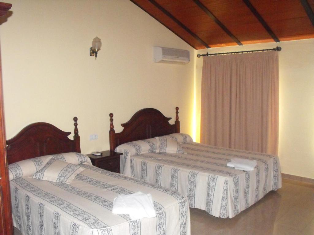 מלון Luque Hostal Nicol'S מראה חיצוני תמונה